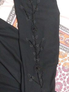 Black abaya dubai