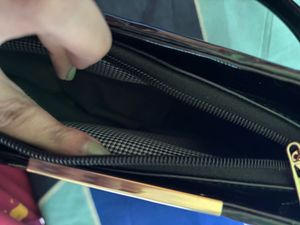 Chic Black Crossbody Bag