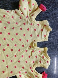 Price Drop!Babyhug Girls Stylish T-shirt 6-9 Month
