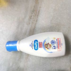 Daffy Baby Lotion And Bab Shampoo