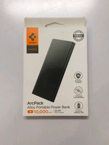 Spigen ArcPack Alloy 10000mah Power Bank