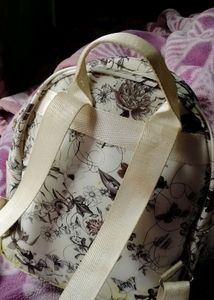 Floral Desgin Backpack | Bagmire |