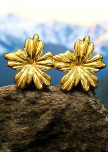 Anti-tarnish Flower Earrings