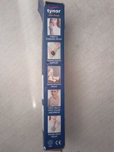 Tynor Wrist Splint with Thumb