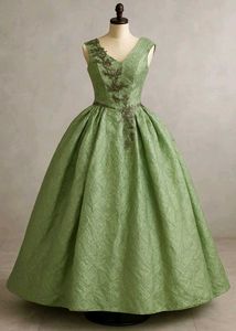 💚Elegant Green Ethnic Gown