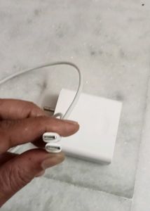 HONOR NEW AND ORIGINAL TYPE C MOBILE CHARGER 65 WA