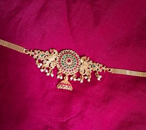 Peacock motifs, Stone Studded Jewellery Set