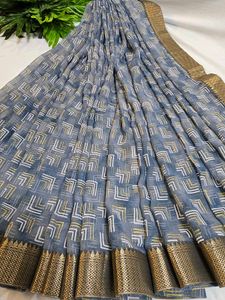 Elegant Grey colour Printed Saree with blouse