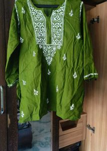 New Luknowi short kurti