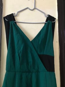 Elegant Green Jumpsuit Bust 32