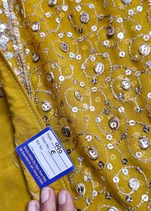 Golden Embellished saree with blouse piece