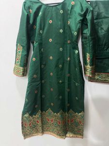 Royal Green Banarasi Kurta Set