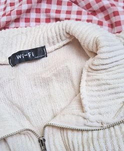 Printerest Knit Half Zipup Sweater