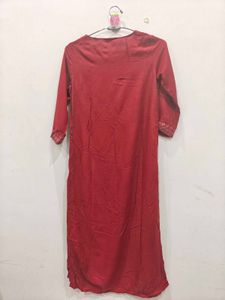 Elegant Maroon Embroidered Kurta
