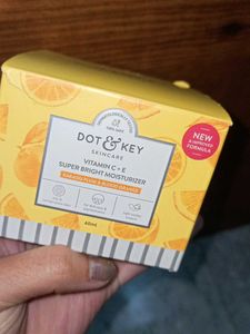 Dot &amp; Key Skincare Cream