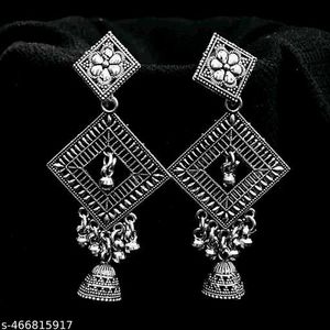 Silver Jhumka Earrings