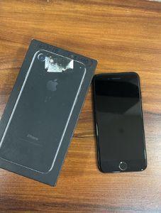 iPhone 7 - Black -128 Gb