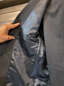 Men&#39;s Navy Blue Suit