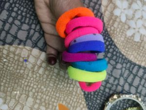 Combo Makeup Items &amp; Bangles 7 Sets