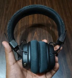 Marshall Major 2 Bluetooth Headphones.
