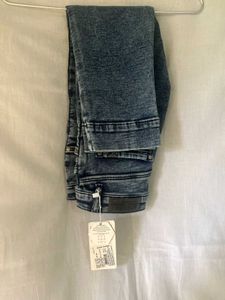 Kraus Cuffed Capri Jeans | 32 Inch Waist | Women