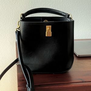 Mango Bucket Bag