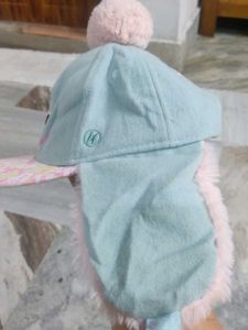 Minnie Mouse Pom-Pom Cap