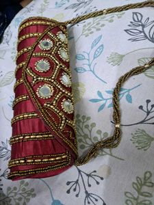 Embroidery Clutch Bag With Sling