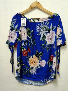 Trendy New L/M Floral Print Tie-Sleeve Top