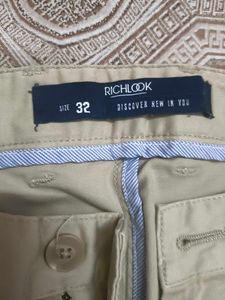 Richlook Beige Casual Pants in 32 waist