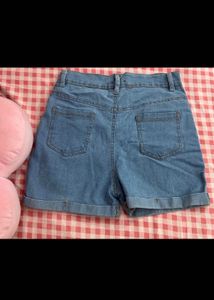 Montrez Shorts | Waist 28
