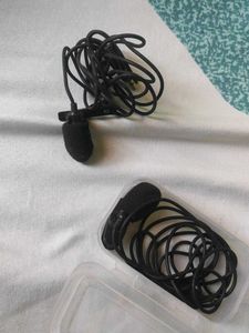 collar mics 2pc, un used , comes with box