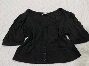 Black Cropped Top