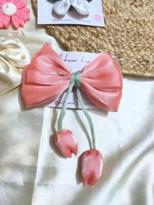 Tulip Bow Clip