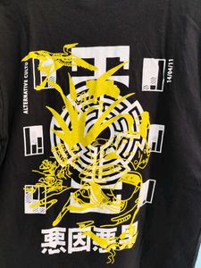 Solid Black Back Print T-shirt