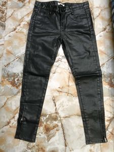 BLACK LEATHER SLIM FIT JEN&#39;S 🖤😎