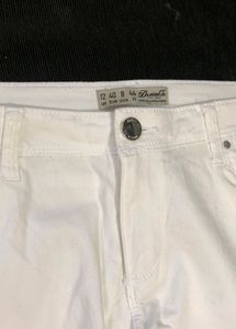 White Skinny Fit Jeans👖