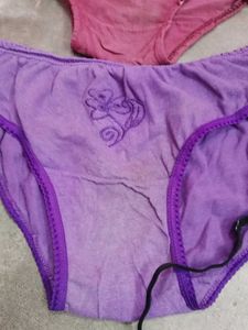 2 Panty Nd Bra Combo