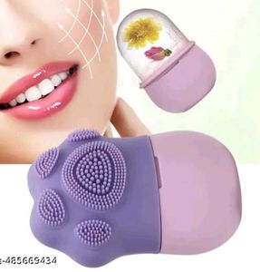 Paw Print Ice Face Roller