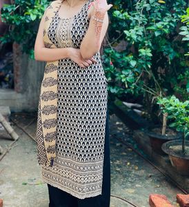 Elegant Embroidered Kurta Set