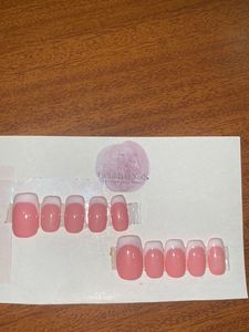 Press-On Nail Set