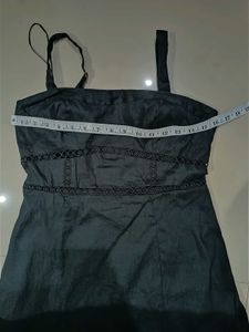 Zara Sleeveless Midi Dress