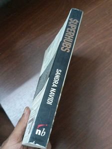 💰 Superhubs By Sandra Navidi