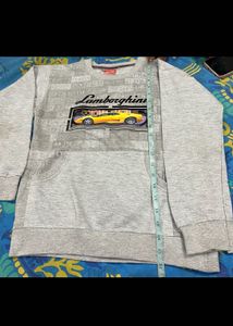 Sweatshirt