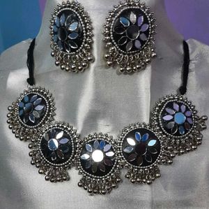 Necklace & Earring Set