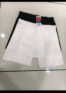 Comfy Shorts black & white