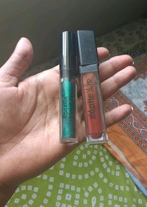 Matte Lipstick And Green Eyeliner