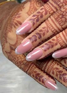Glitter Press On Nails ✨