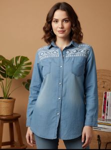 Detailed denim shirt