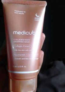 Medicube Collagen Overnight Wrapping Peel Off Mask